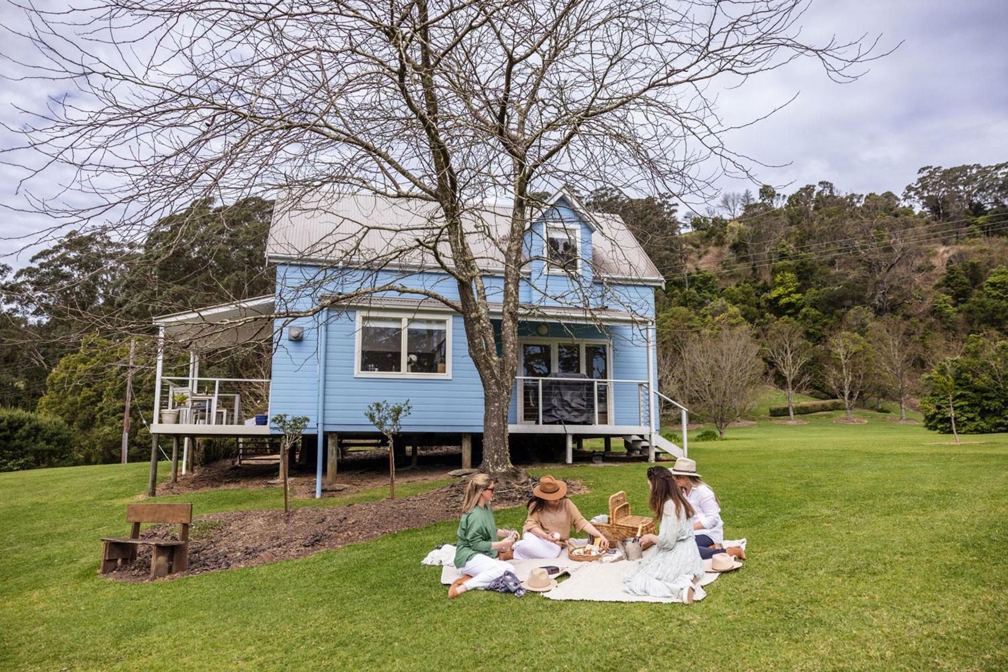 The Drawing Rooms Of Berry Exterior photo